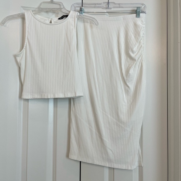 White Ribbed two piece set - Picture 3 of 11